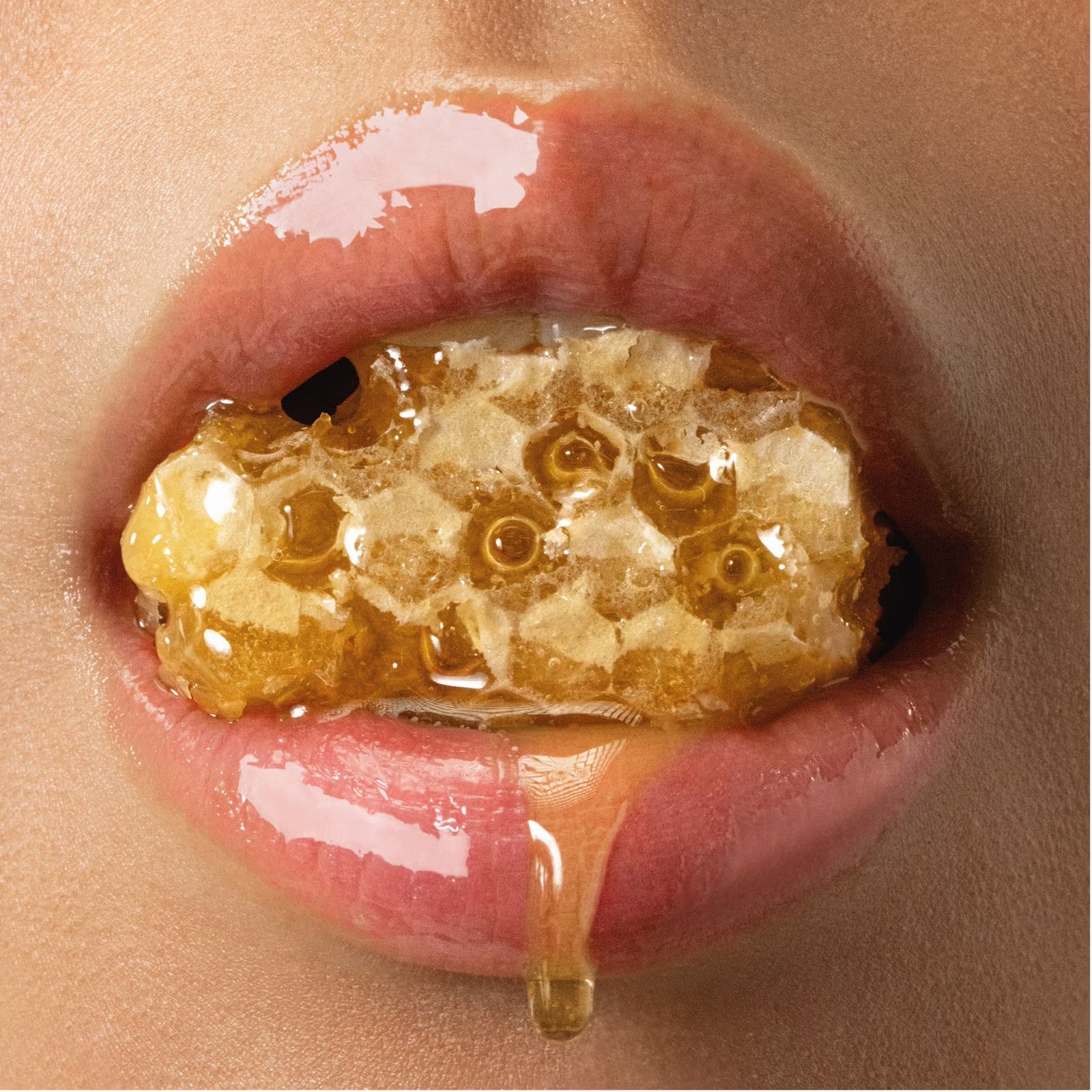 Gisou Honey Infused Lip Oil